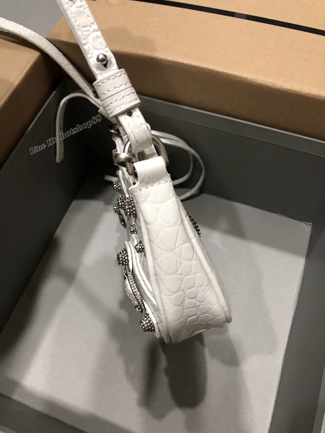 Balenciaga專櫃爆款機車包系列迷你鱷魚紋白色帶鑽扣肩背女包 巴黎世家Le Cagole半月牙腋下包餃子包 fyj1948